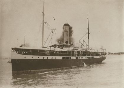 KPM historical photograph