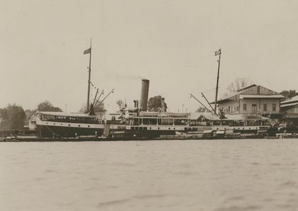 KPM historical photograph