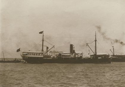 KPM historical photograph