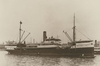 KPM historical photograph