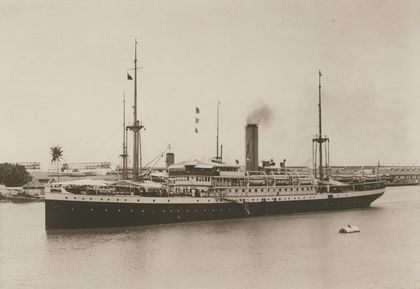 KPM historical photograph