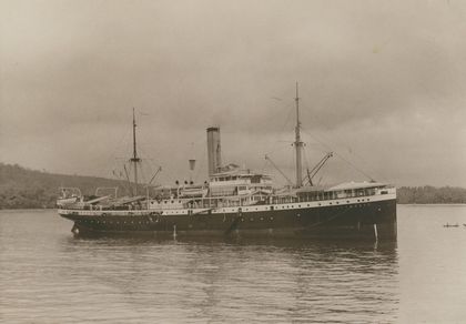 KPM historical photograph