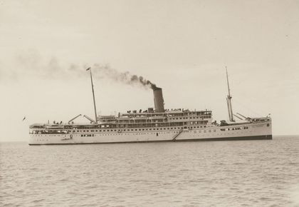KPM historical photograph